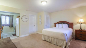 Oak Shores Studio 39
